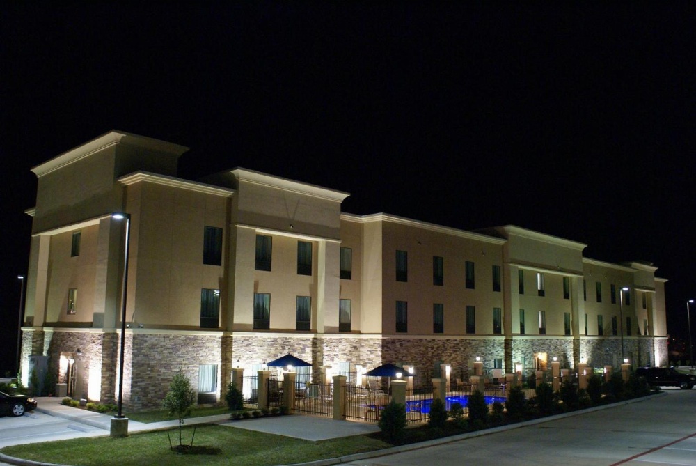Hampton Inn By Hilton And Suites Center