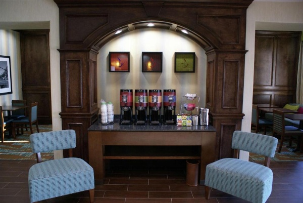 Hampton Inn By Hilton And Suites Center image 8